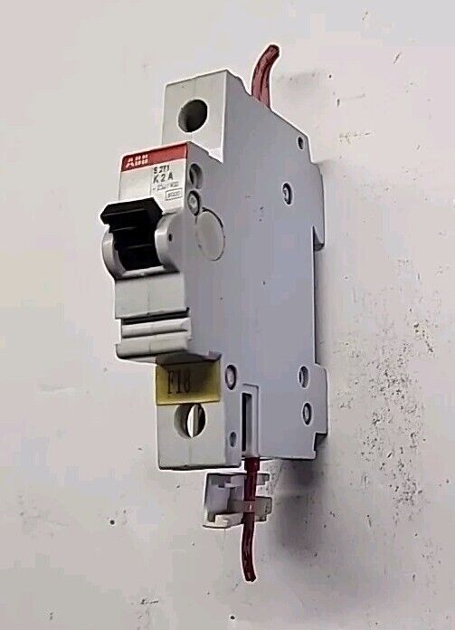 ABB Circuit Breaker S271 K2A S271K2A 2 Amp 230/400V Free Shipping