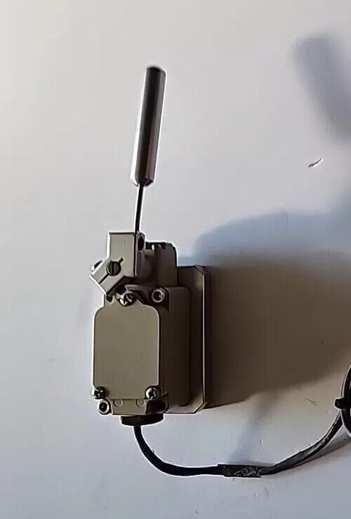 Azbil 1LS10-J Limit Switch with Warranty & Free Shipping