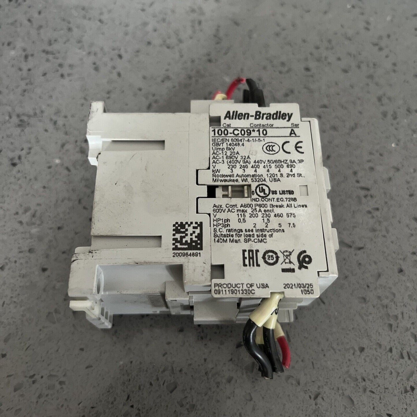 ALLEN-BRADLEY 100-C09*10 CONTACTOR SER A w/warranty