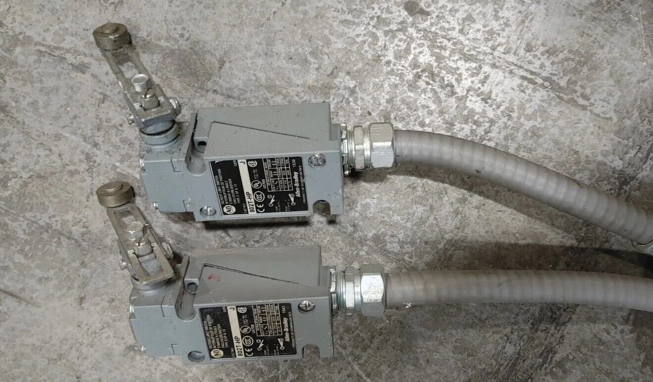 2 Pcs Allen Bradley 802T-HP Series J Limit Switch, 10A, 600Vac, 720Va - USED