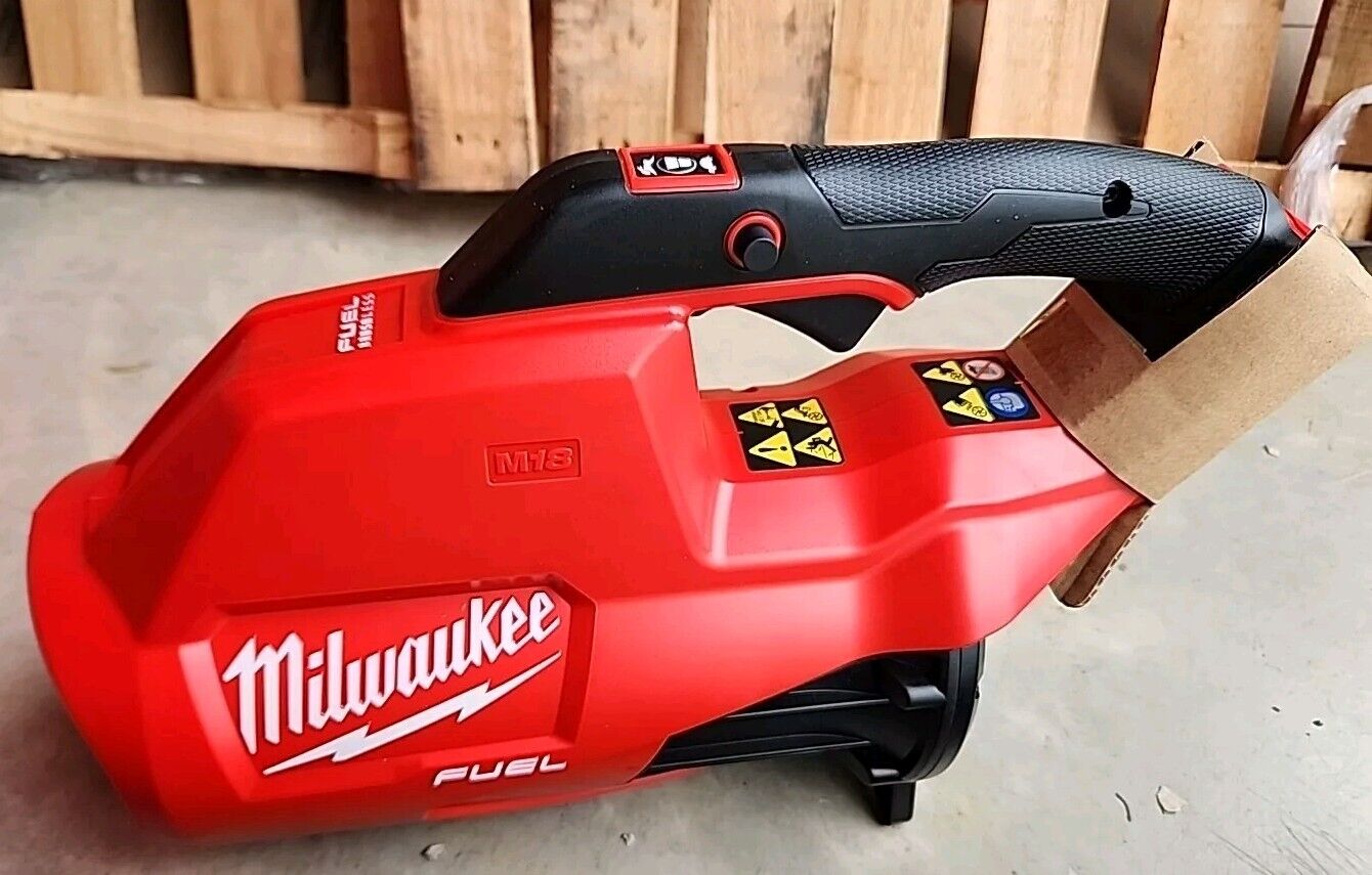 Milwaukee 2724-21HD 120 MPH Brushless M18 FUEL Blower -Tool Only -Free Shipping