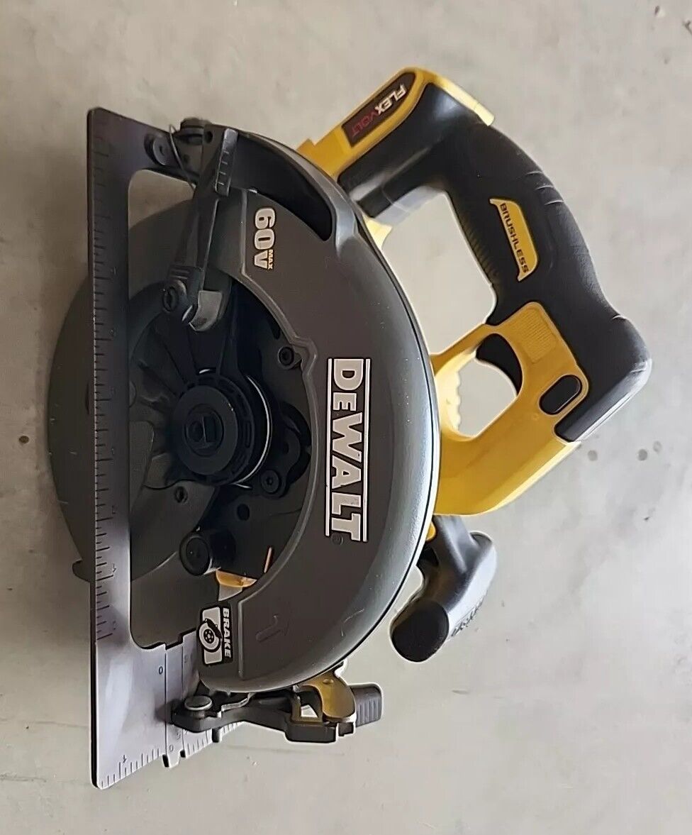 DeWalt DCS578B FLEXVOLT 60V MAX 7-1/4" Circular Saw (Tool Only) Free Shipping