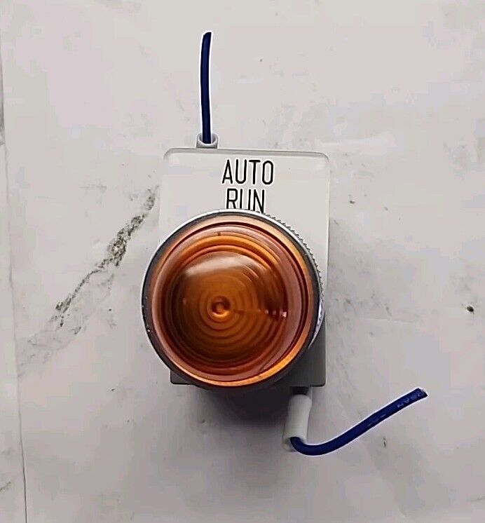 IDEC APW (TW) N19 Orange Industrial Status Indicator Light - Free Shipping