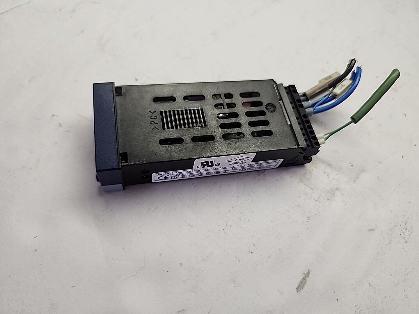 JUMO 702040/88-888-000-23/061,210 TEMPERATURE CONTROLLER ITRON 32 Free Shipping