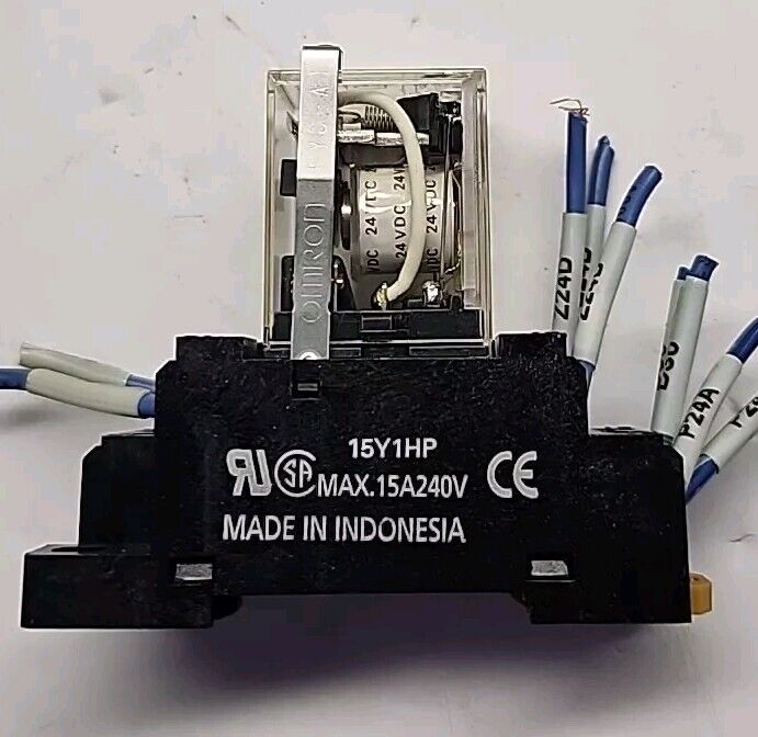 Omron LY2N 24v Relay with 15Y1HP Socket Base - Free Shipping