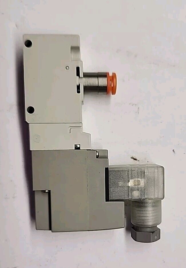 SMC VQZ212-5YZ1-N7T Pneumatic Solenoid Valve with Warranty & Free Shipping