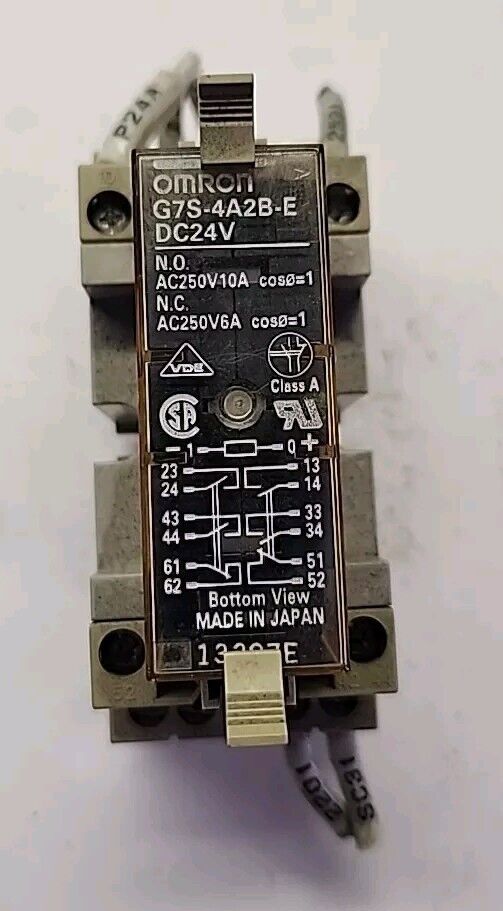 Omron G7S-4A2B-E  DC24V Relay with P7S-14F-END  DC24V Relay Socket  Free Ship