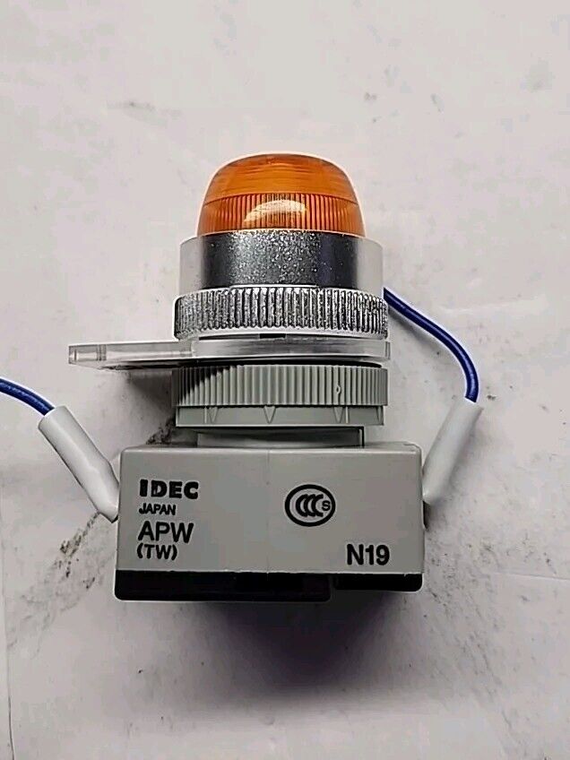 IDEC APW (TW) N19 Orange Industrial Status Indicator Light - Free Shipping