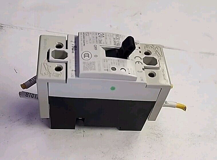 Mitsubishi Electric  NV30-FAU  2-Pole 5 Amp 100-240 VAC Circuit Breaker