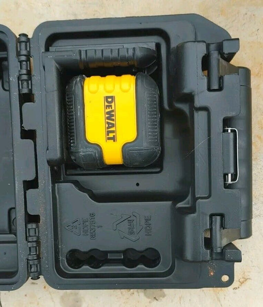 DEWALT DW08802  Cross Line Laser Level W/Batteries and Case - Free Shipping