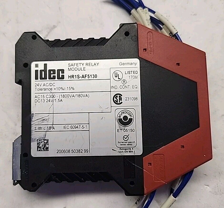 IDEC HR1S-AF5130 [Used] 24V AC/DC Safety Relay Module - Free Shipping