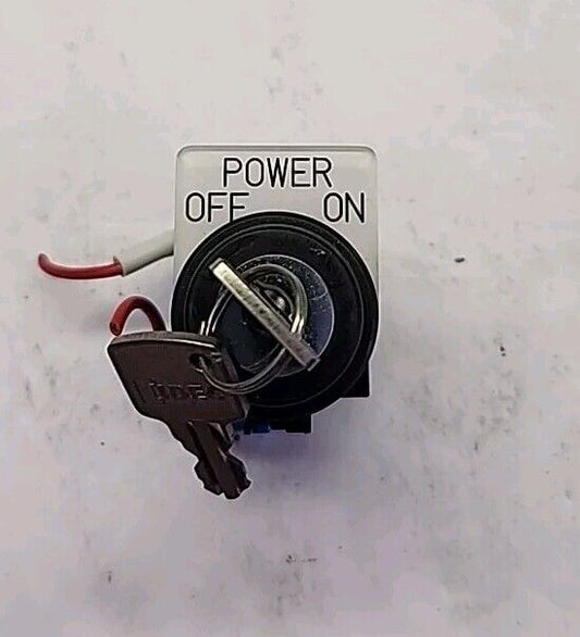 IDEC HW-CB10, A600 Push Button Keyed Switch - Free Shipping