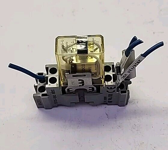 IDEC RY2S-U DC24V RELAY WITH BASE IDEC SY2S-05C Free Shipping