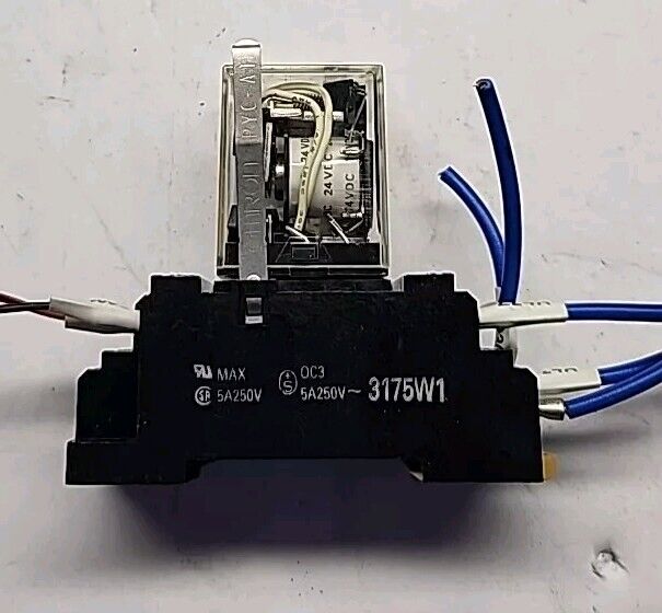 Omron MY4ZN 24VDC Relay w/Safety Clips & No 3175W1 Base - Free Shipping