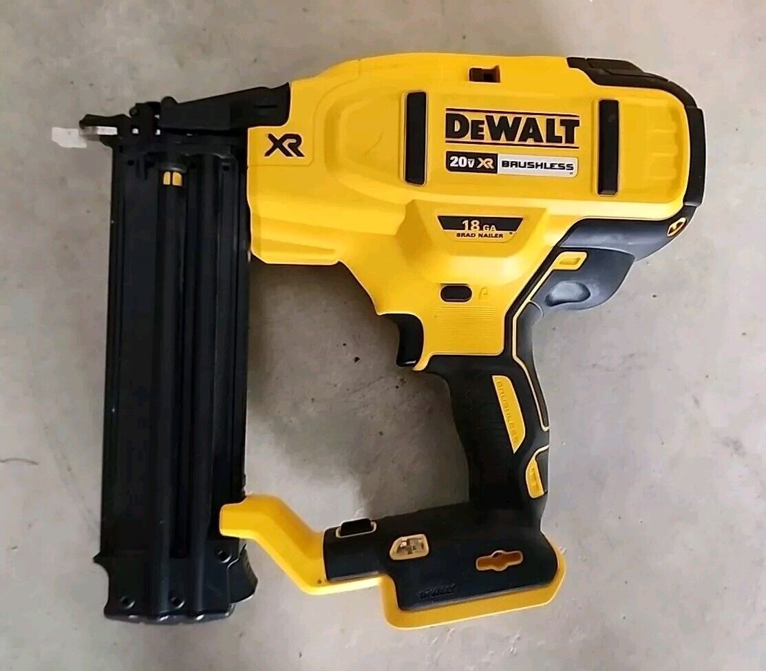 DEWALT DCN680D1 20V MAX XR Lithium-ion Cordless 18-Ga Brad Nailer Kit Free Ship