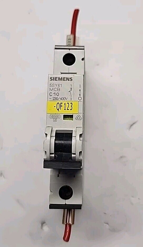 Siemens 5SY61 Circuit Breaker MCB C10 230/400V Free Shipping