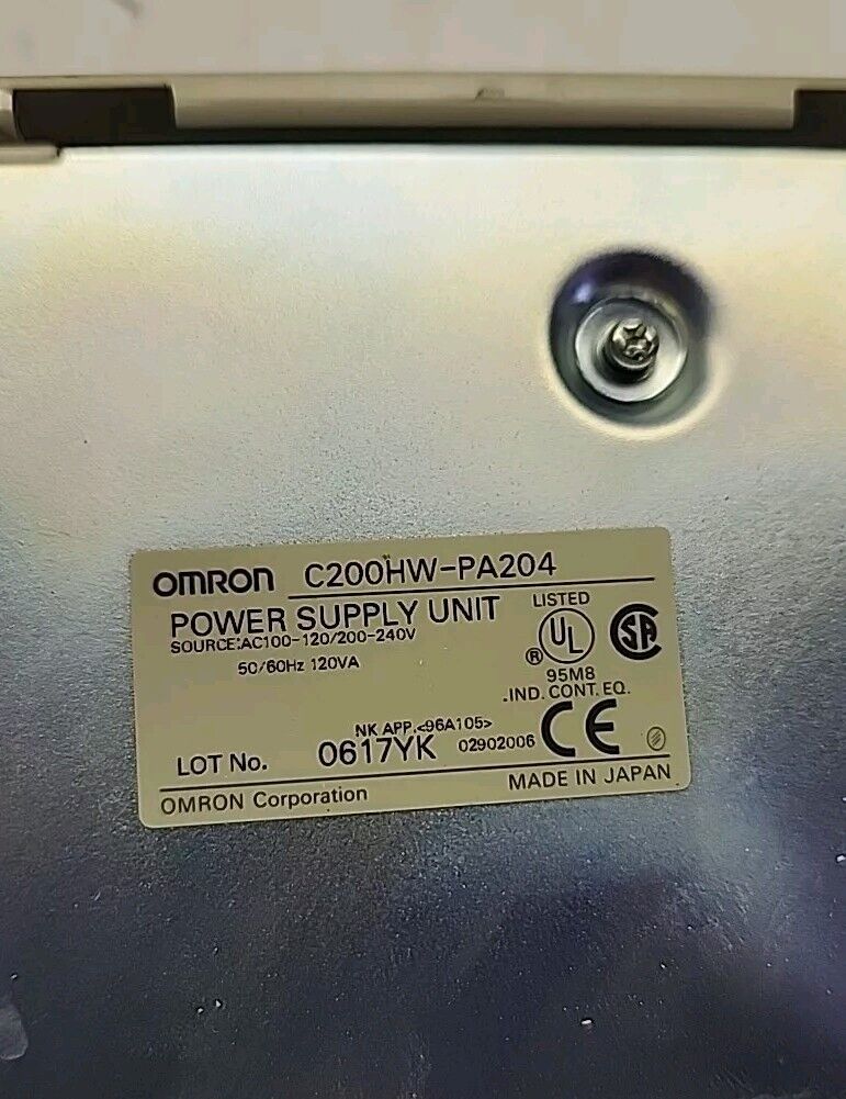 OMRON C200HW-PA204 PLC POWER SUPPLY - Free Shipping