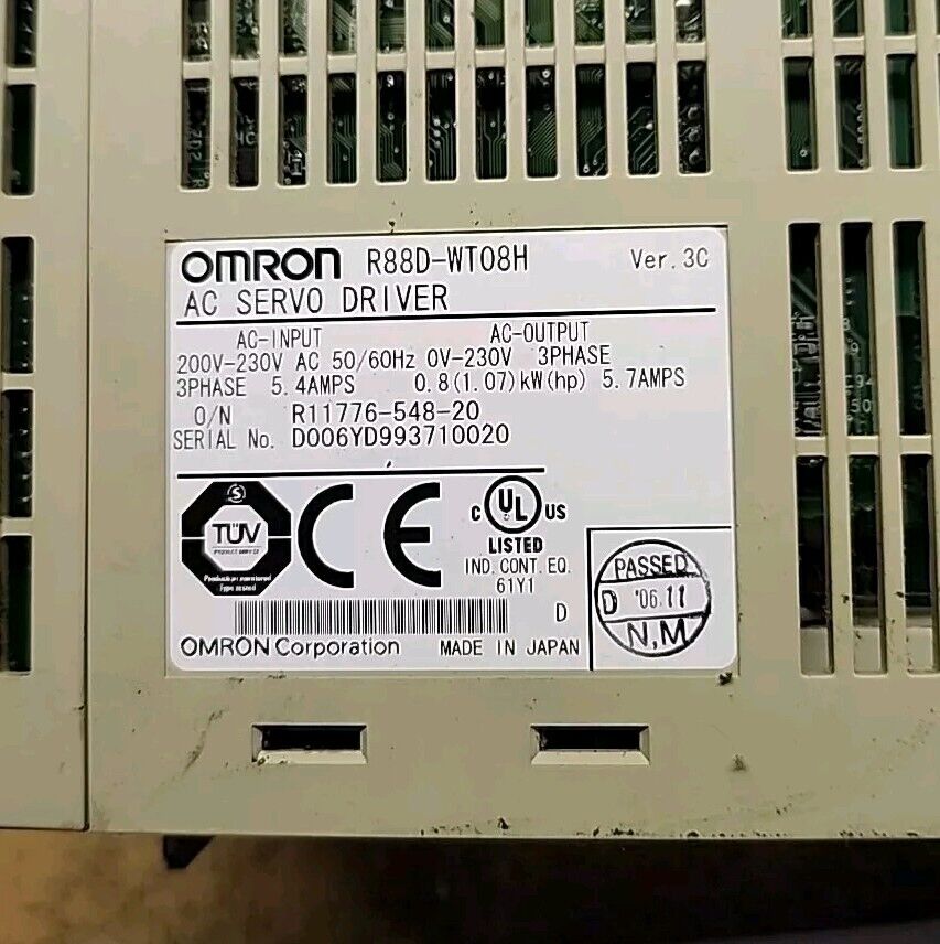 Omron R88D-WT08H AC Servo Drive 200V 600-750W with Warranty & Free Shipping