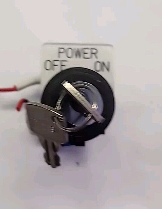 IDEC HW-CB10, A600 Push Button Keyed Switch - Free Shipping