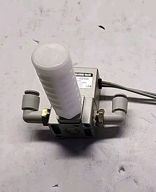 USED SMC VT301-025G Solenoid Valve - Free Shipping