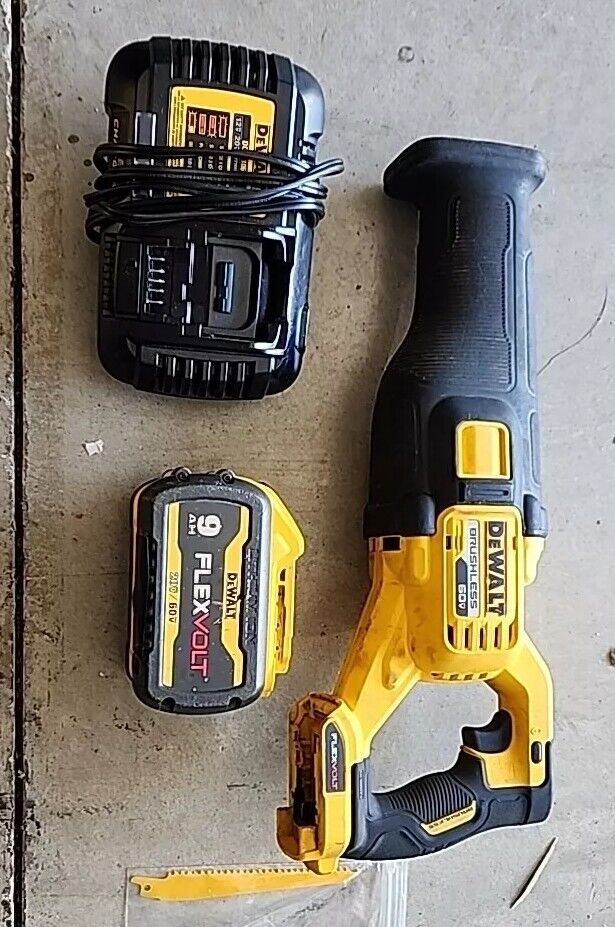 DEWALT DCS389X1 FLEXVOLT 60V MAX Recip. Saw with 9.0Ah Battery - Free Shipping