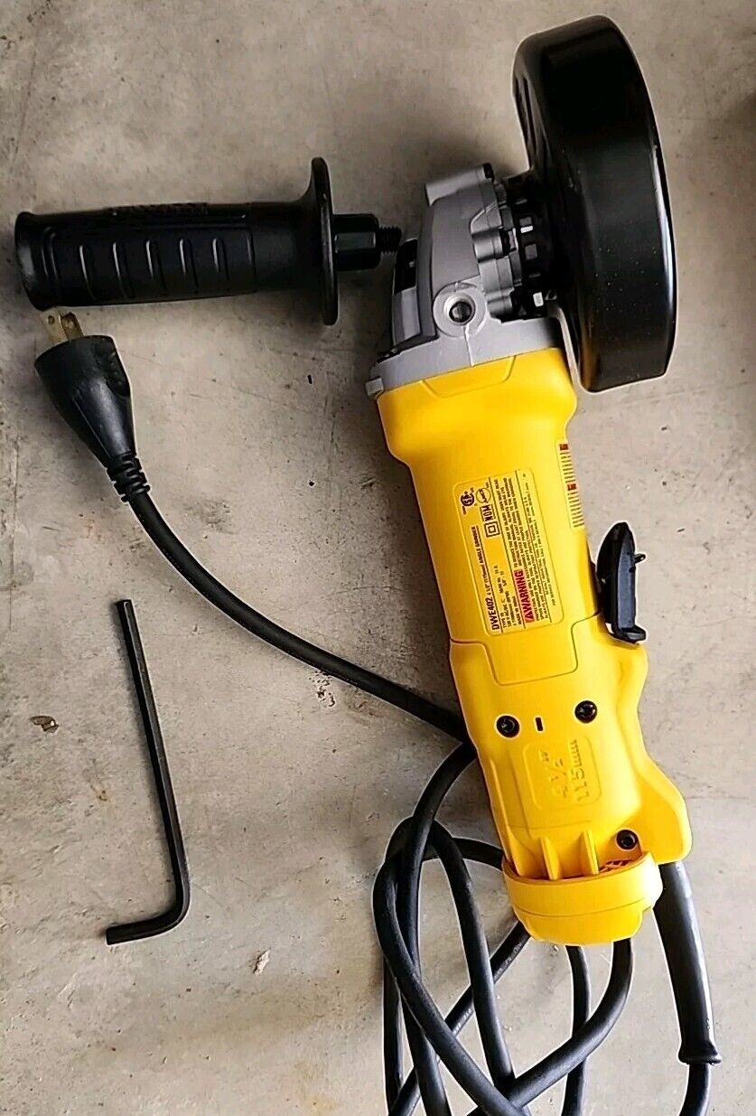 Dewalt DWE402 4-1/2" Corded Small Angle Grinder w/Diamond Cut Blade -Free Ship