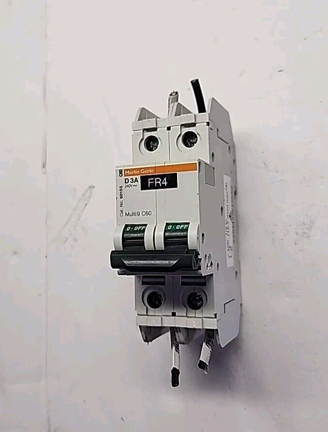 MERLIN GERIN MULTI9 C60 60155 D3A CIRCUIT BREAKER 2POLE 240V