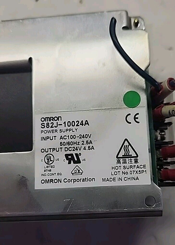 Omron Corporation S82J-10024A 100-240VAC 50/60Hz 2.5A DC24V 4.5A Power Supply