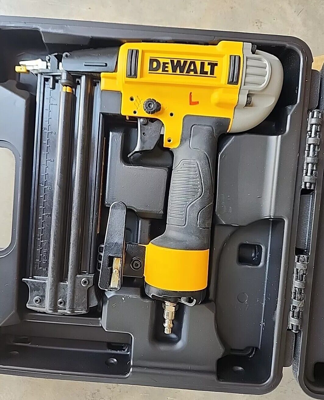 DEWALT DWFP12233 18-Gauge Precision Point Pneumatic Brad Mailer - Free Shipping