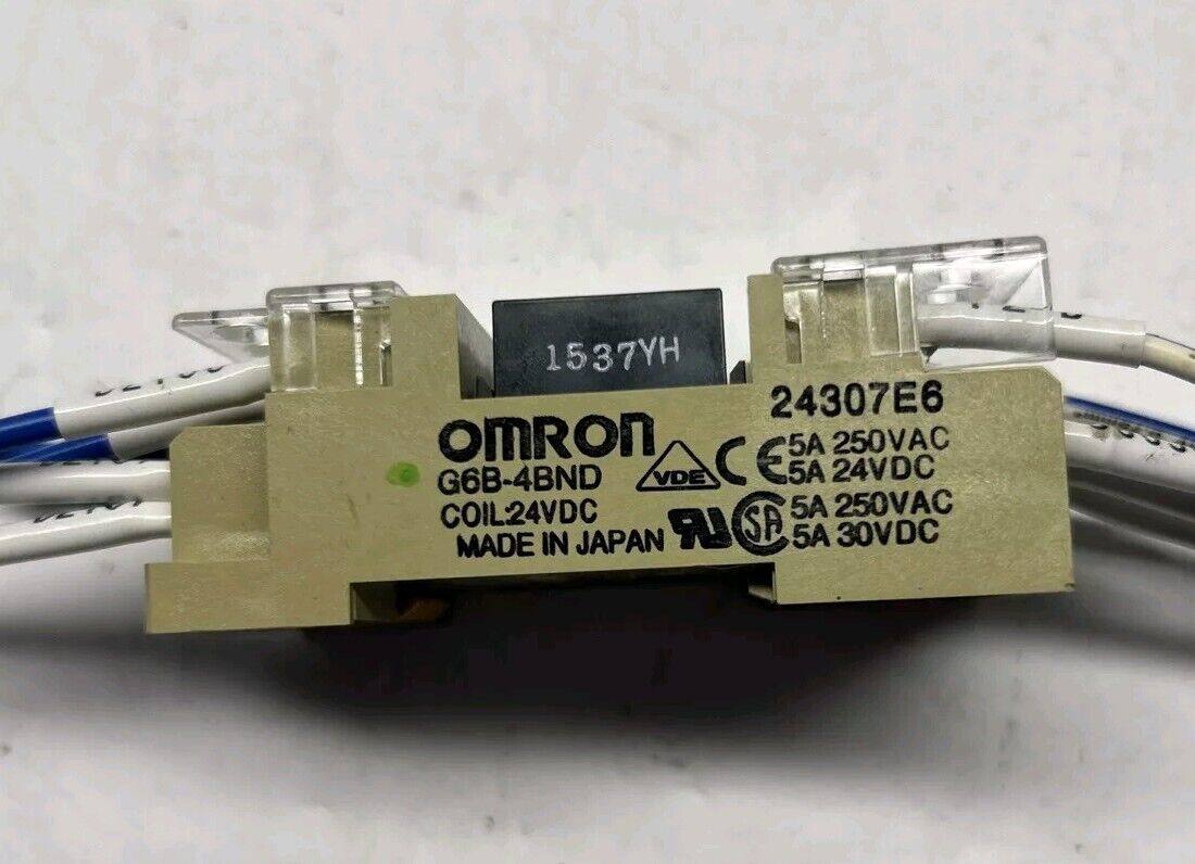 Omron G6B-1114P Relay & G6B-4BND Base COIL:24VDC - Free Shipping