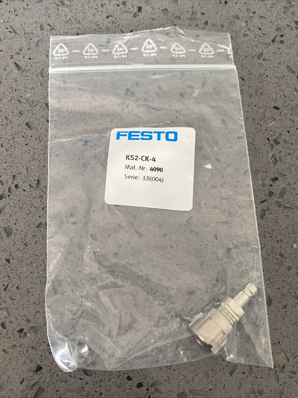 New Festo KS2-CK-4 4090 connection plug w/warranty