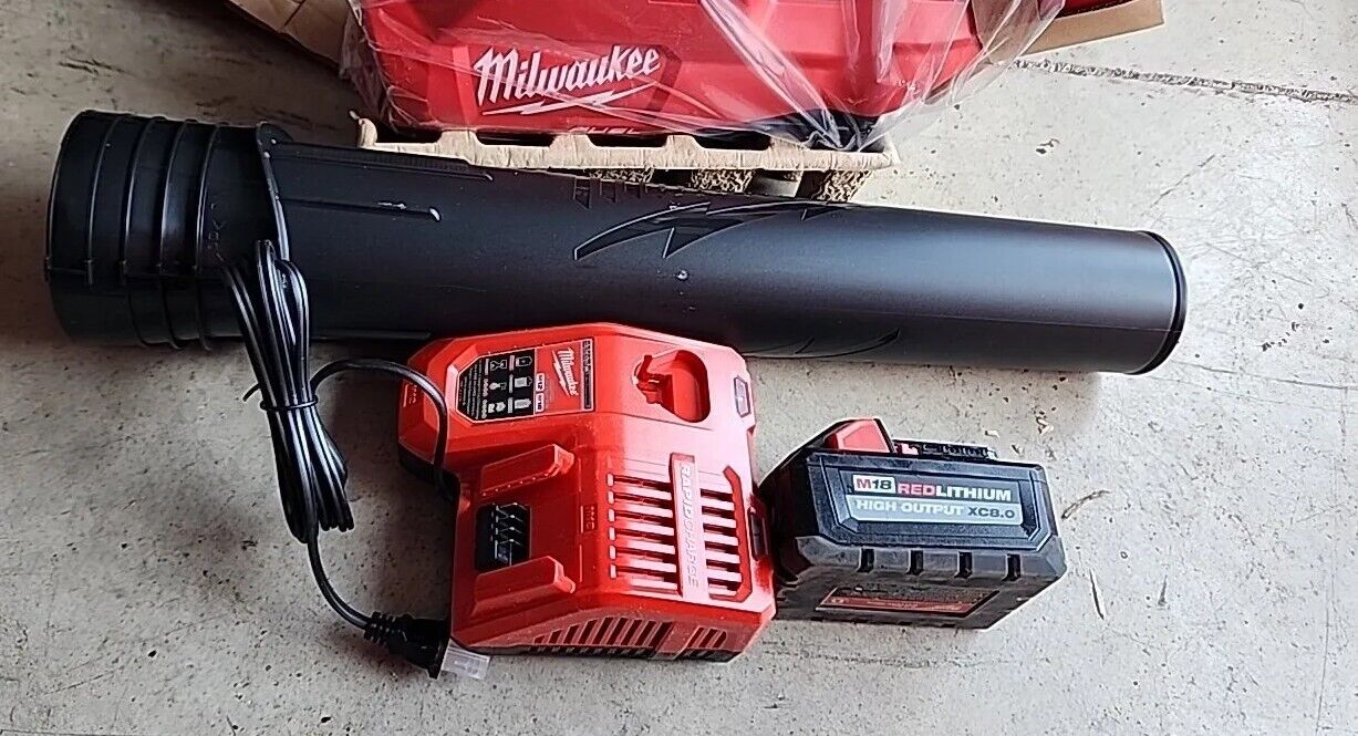 Milwaukee 2724-21HD M18 FUEL Lithium-Ion Cordless Blower Kit (8Ah) Free Shipping