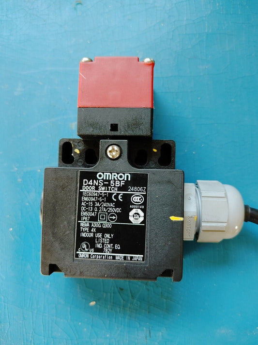 OMRON D4NS-5BF / D4NS5BF Safety Key Switch