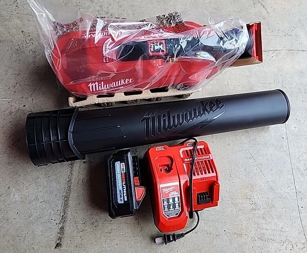 Milwaukee 272421HD M18 FUEL Lithium-Ion Cordless Blower Kit (8 Ah) Free Shipping