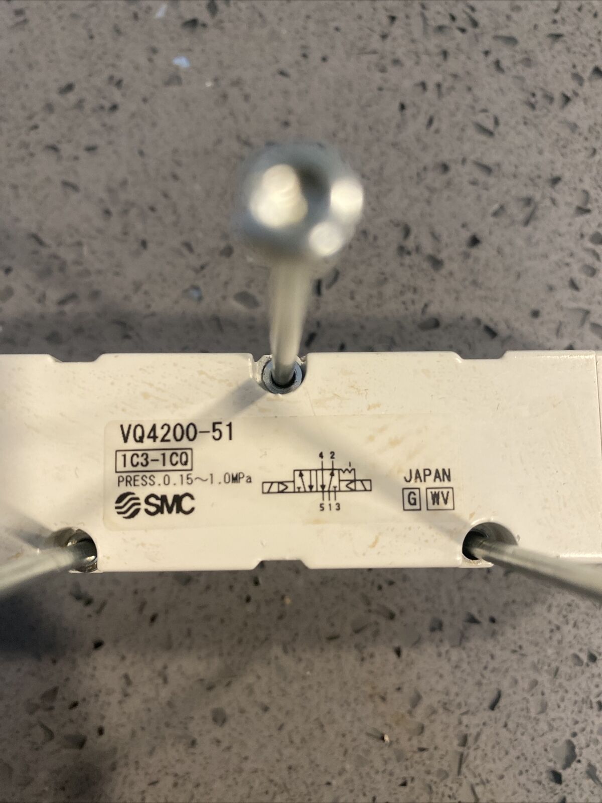 Used SMC solenoid valve VQ4200-51 w/ warranty