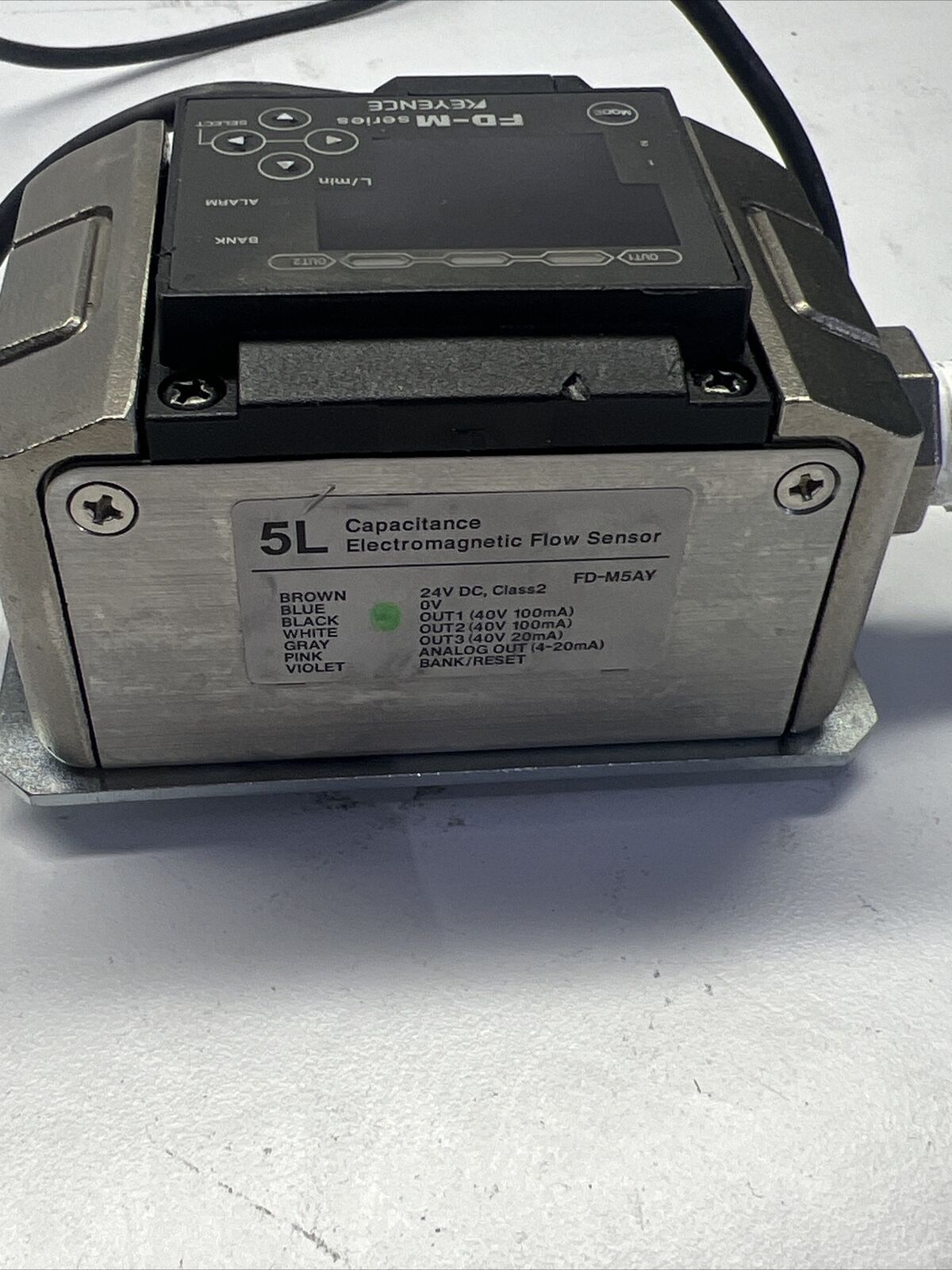 Used KEYENCE FD-M Series Electromagnetic Flow Sensor FD-M5AY with warranty