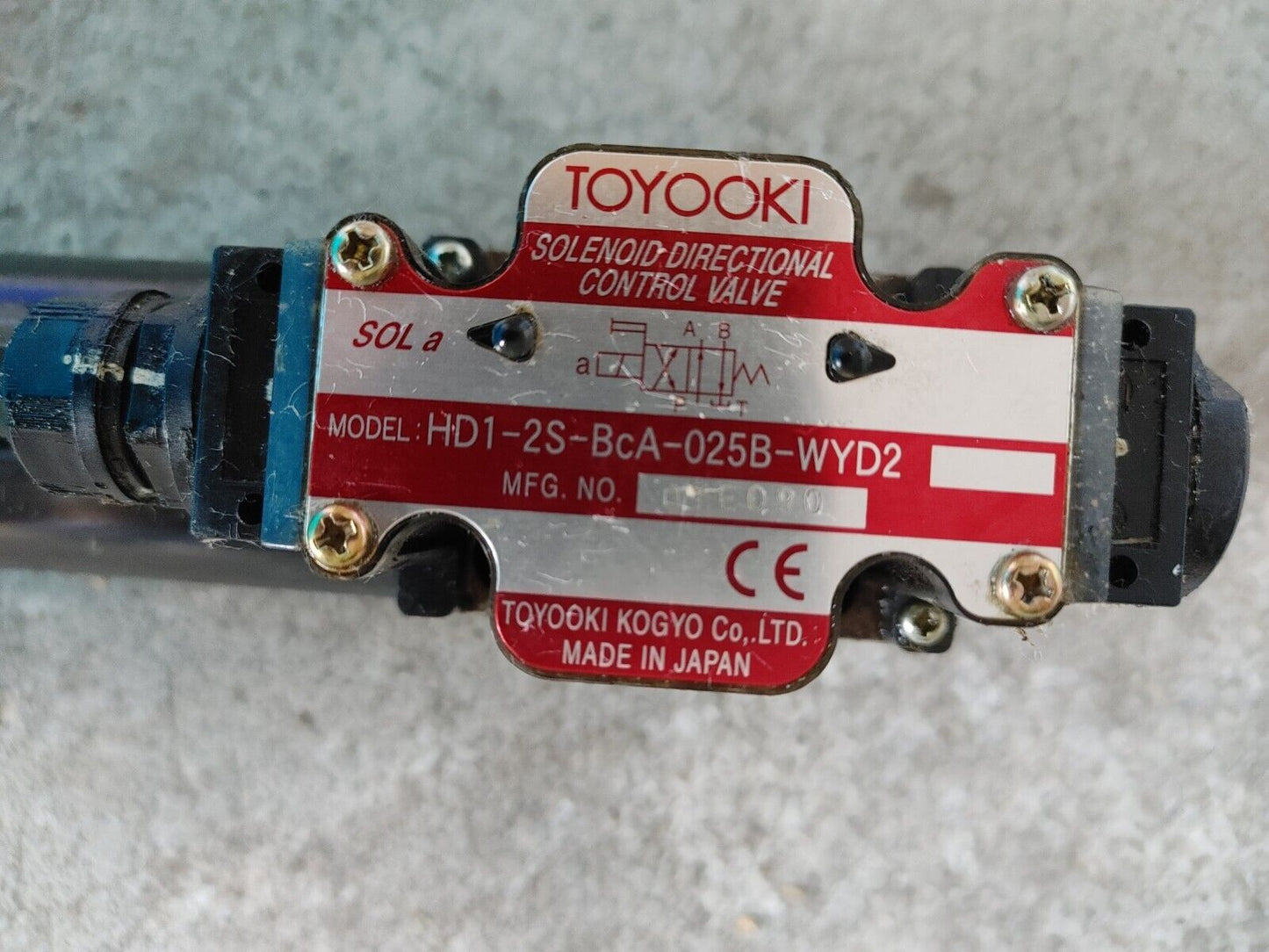 Toyooki HD1-3W-BGA-025B-WYD2 Solenoid Directional Valve w/warranty