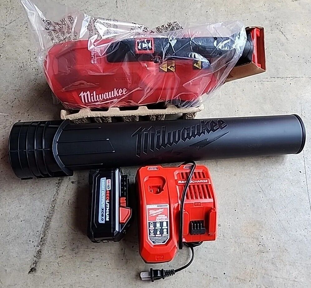 Milwaukee 272421HD M18 FUEL Lithium-Ion Cordless Blower Kit (8 Ah) Free Shipping