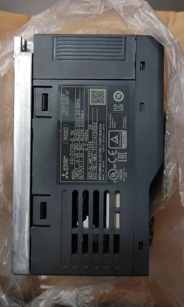 Mitsubishi Electric FR-D720-0.2K Freqrol-D700 Inverter Drive 3PH 200-240 VAC