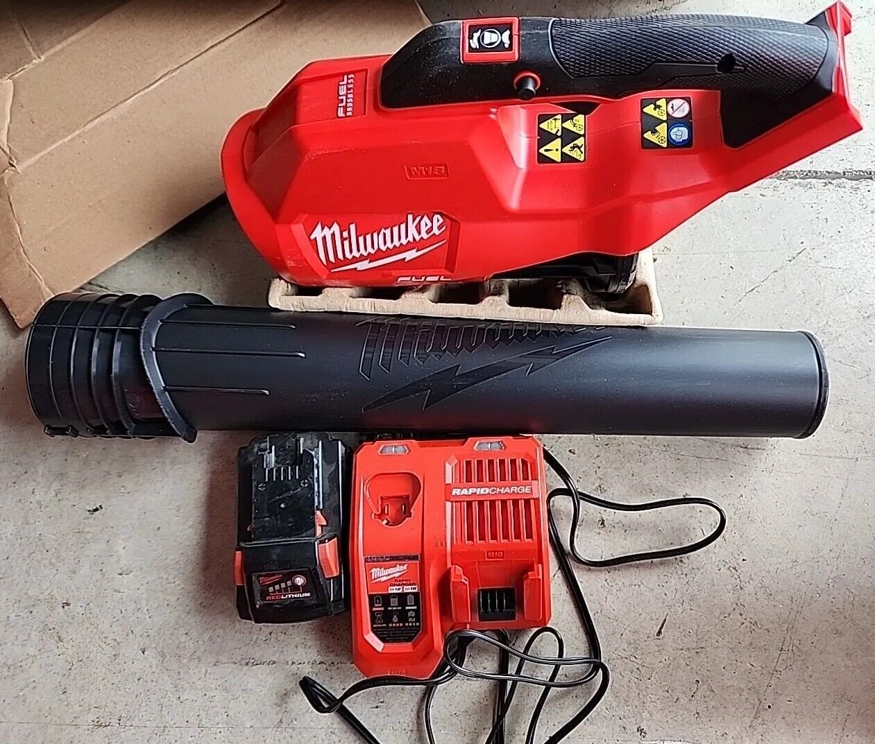 Milwaukee 2724-21HD M18 FUEL Lithium-Ion Cordless Blower Kit 8Ah Free Shipping