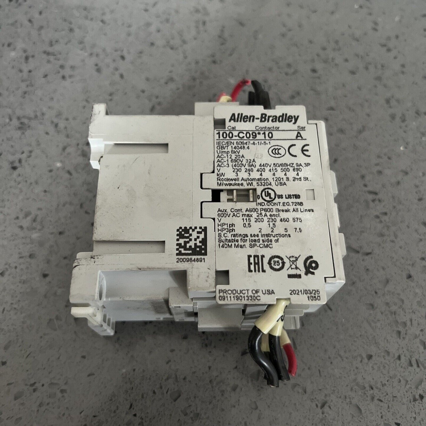 ALLEN-BRADLEY 100-C09*10  CONTACTOR SER A w/warranty