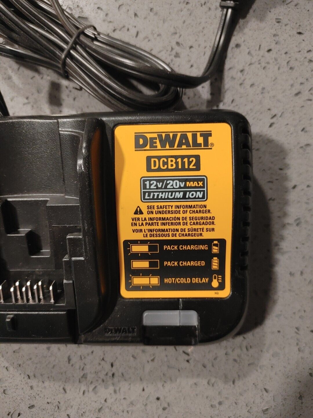 Dewalt GENUINE DCB112 12V-20V MAX Lithium Battery Charger For Drill Saw 20 volt