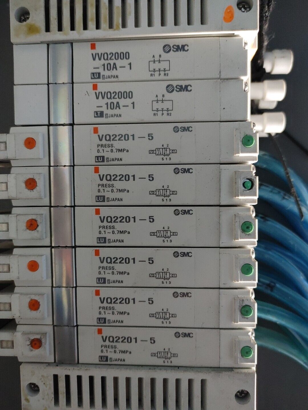 SMC EX120-SDN1 Serial Interface Unit SQ w/ (8) Solenoid Valves 24VDC Valve