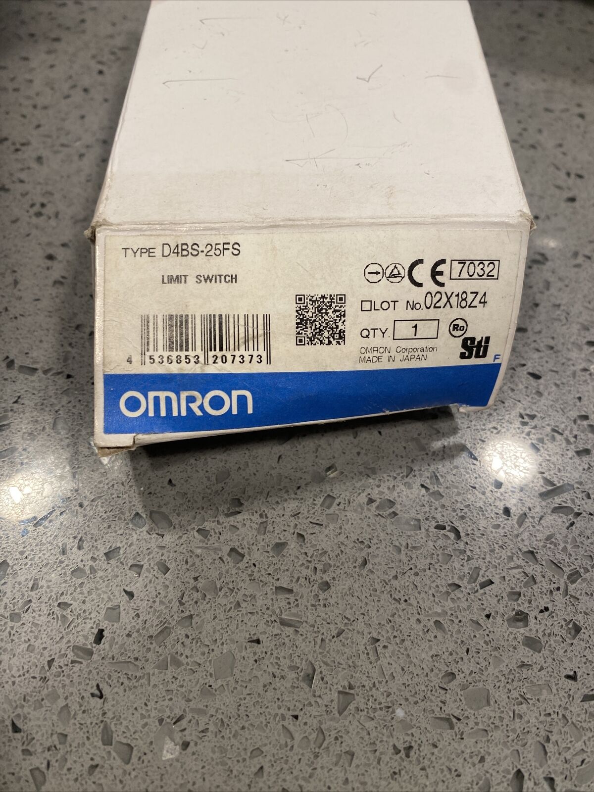 New OMRON D4BS-25FS / D4BS25FS w/ warranty