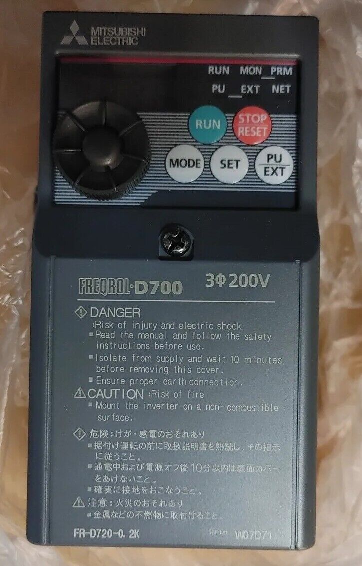 Mitsubishi Electric FR-D720-0.2K Freqrol-D700 Inverter Drive 3PH 200-240 VAC