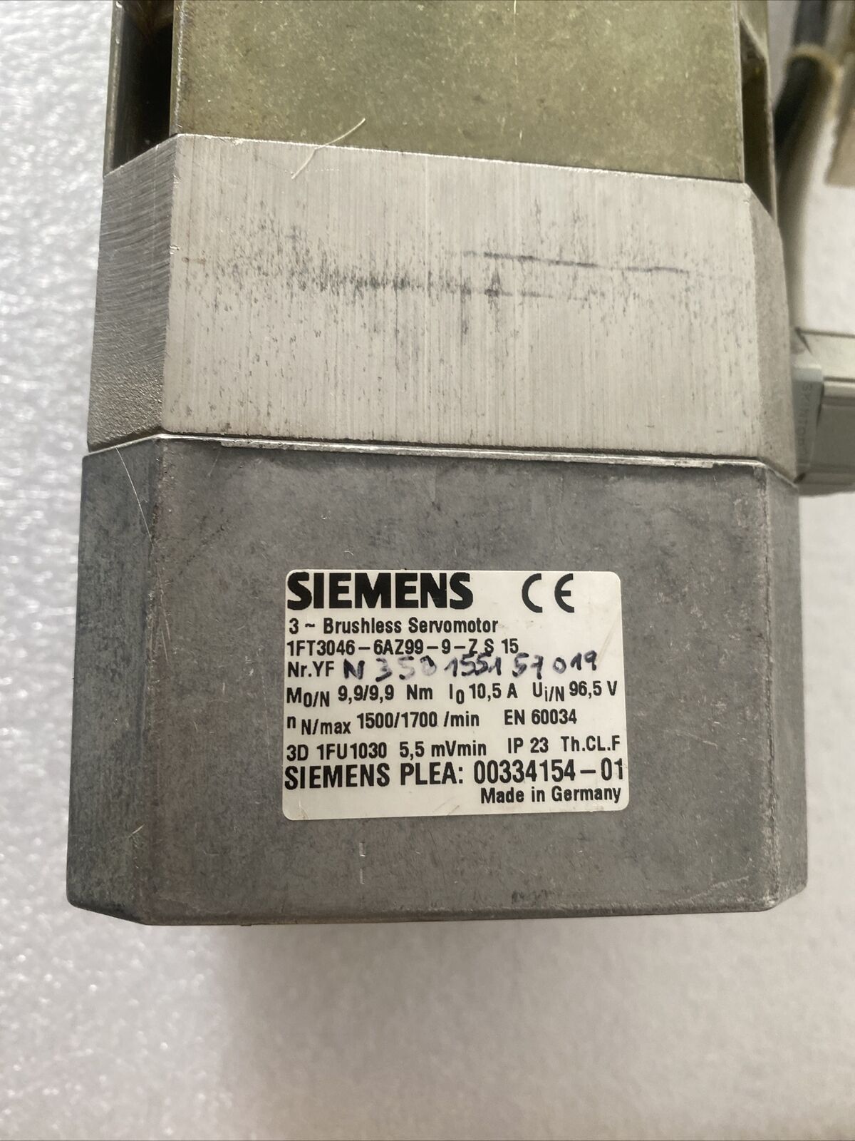 Siemens Brushless Servo Motor 1FT3046-6AZ99-9-Z - 00334154S01 w/warranty