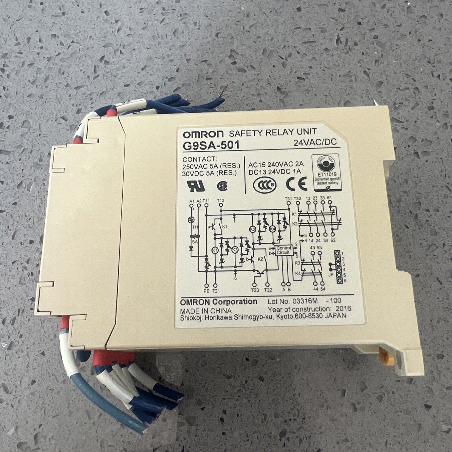 Used OMRON G9SA-501 SAFETY RELAY UNIT with warranty Free Shipping