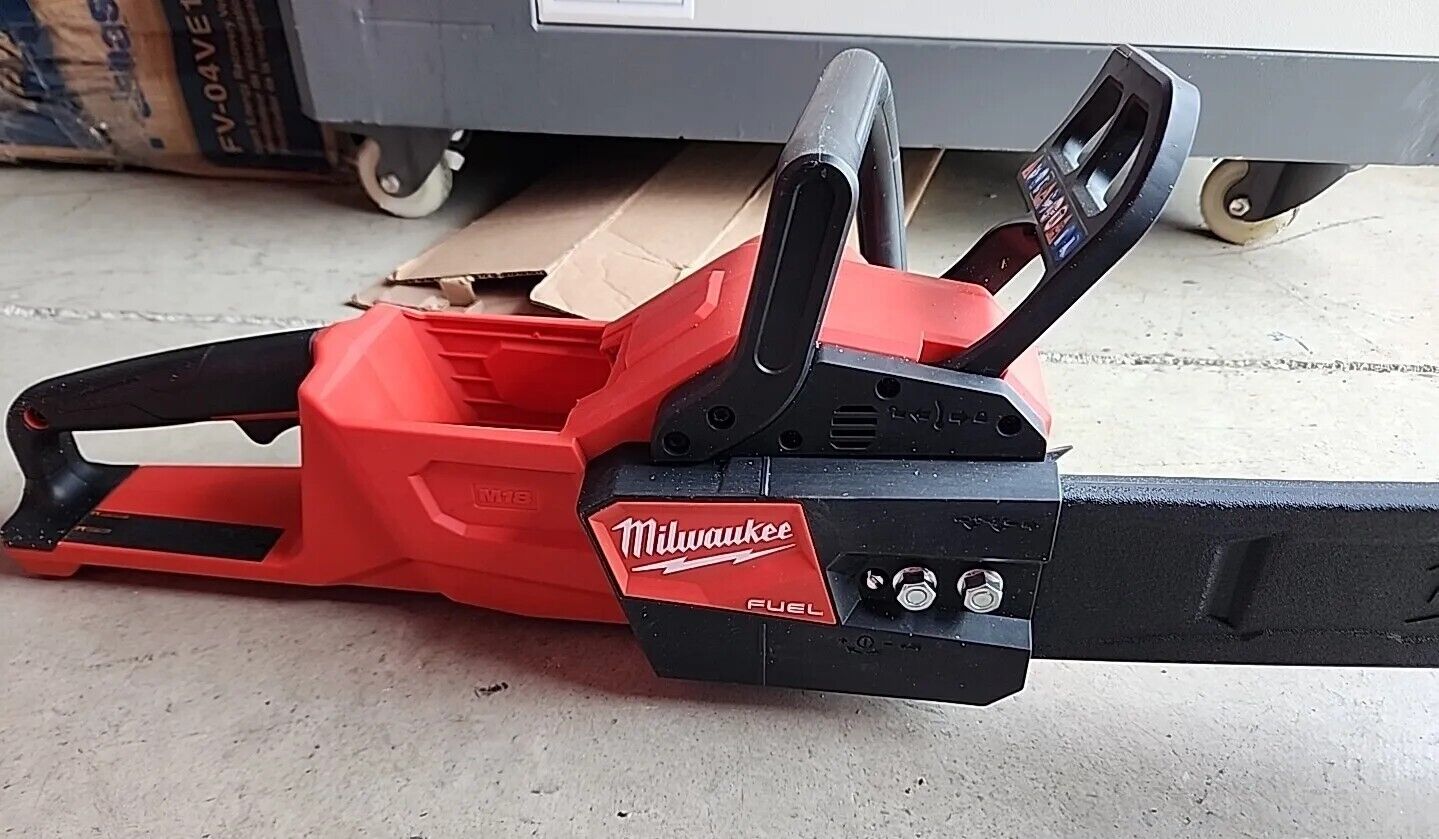 Milwaukee 2727-20 M18 FUEL 16" Chainsaw - Red - with Warranty & Free US Shipping